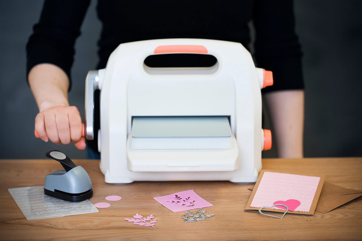 Alt du trenger å vite om denne stanse- og pregemaskinen